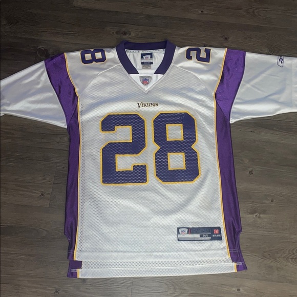 Adrian Peterson Minnesota Vikings jersey - Picture 1 of 2